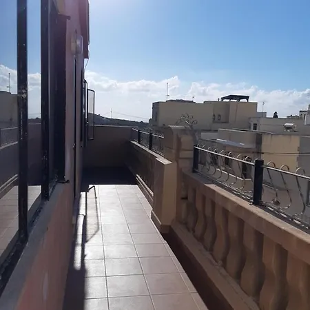 ベッド・アンド・ブレックファスト タルマルガ B＆b 3*