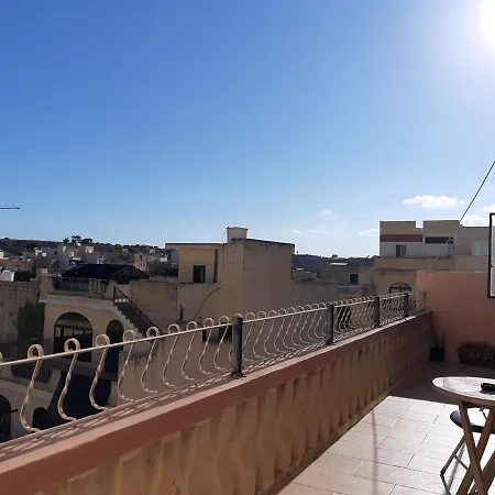 Tal-marga B&B Qala